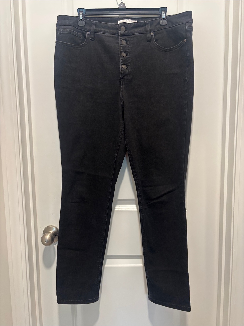 High-Rise Black Women's Button-Fly Jeans